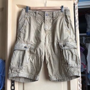 Man’s shorts pants used 💯 cotton size 28